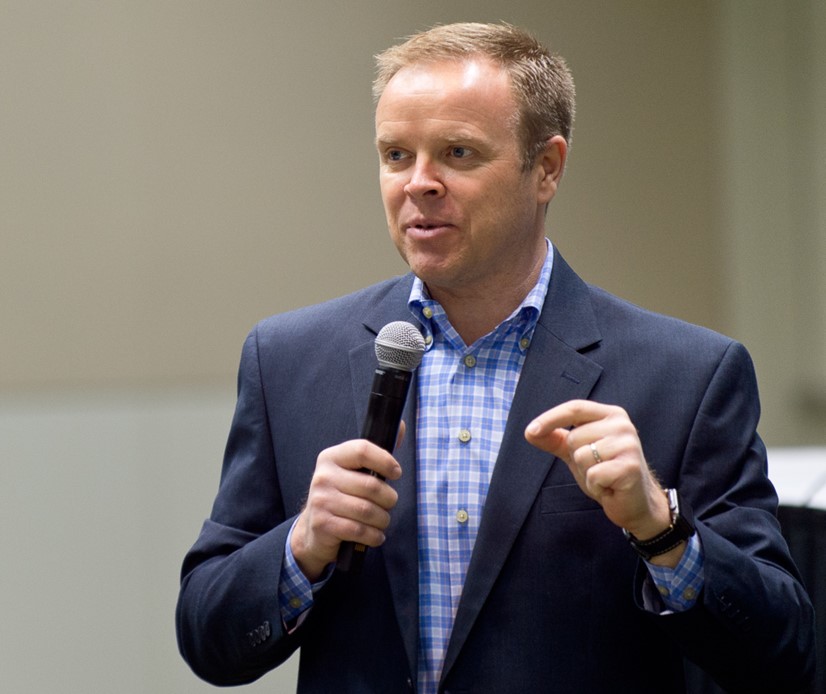Dale Dixon